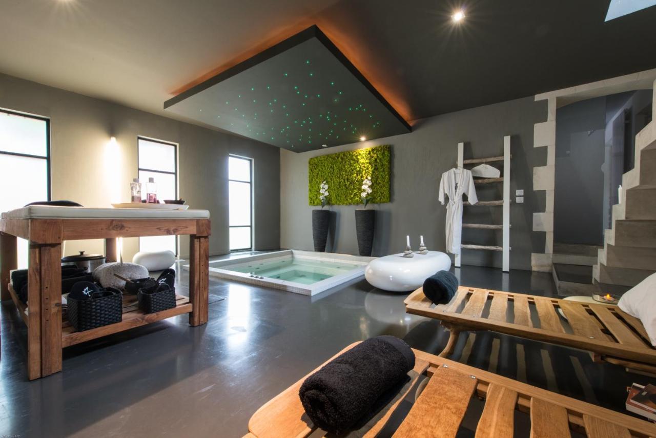 Spa campagne design Thairé Esterno foto