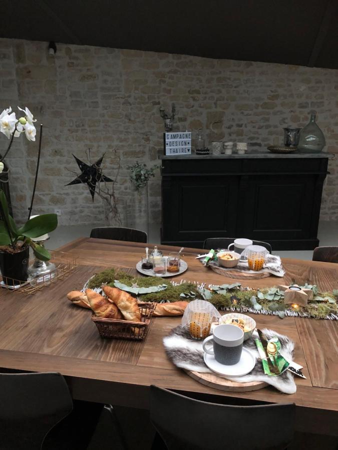 Spa campagne design Thairé Esterno foto