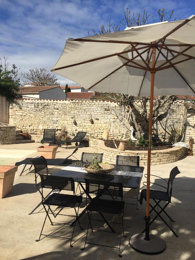 Spa campagne design Thairé Esterno foto