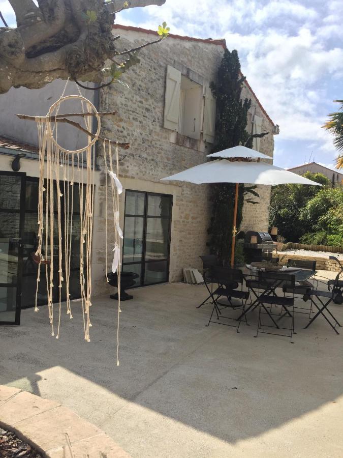 Spa campagne design Thairé Esterno foto